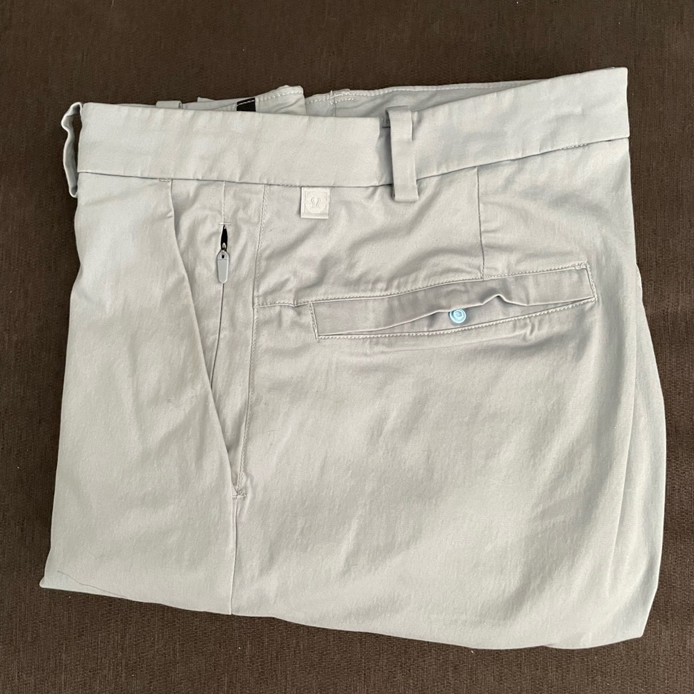 Lulu commission classic pants